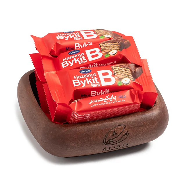 ویفر شکلاتی فندقی بایکیت