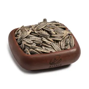 تخمه آفتابگردان دور سفید